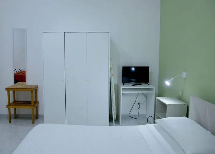 Semesterbostad Home's *